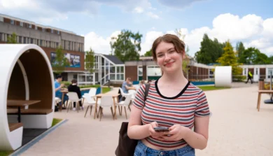 Student welcome in the quad