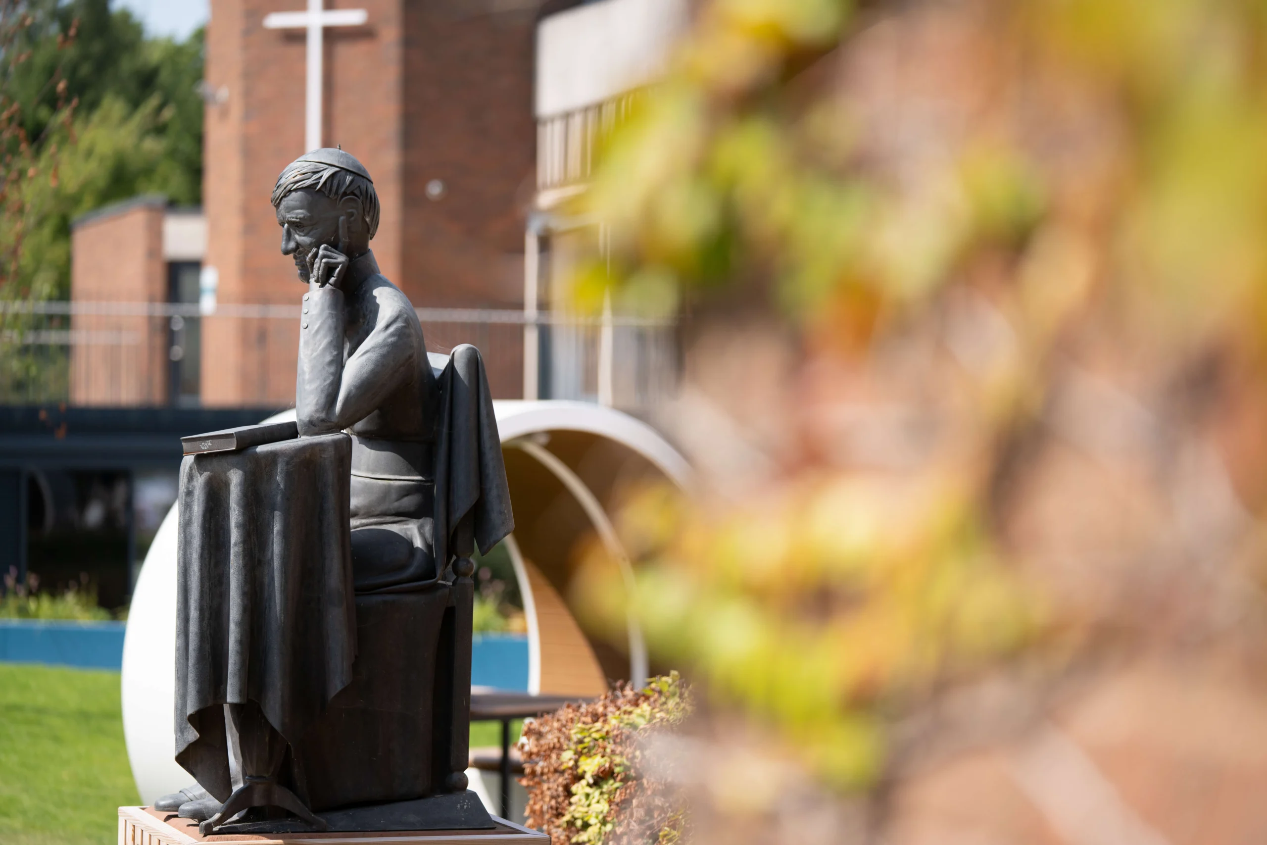 Statue of Saint John Henry Newman