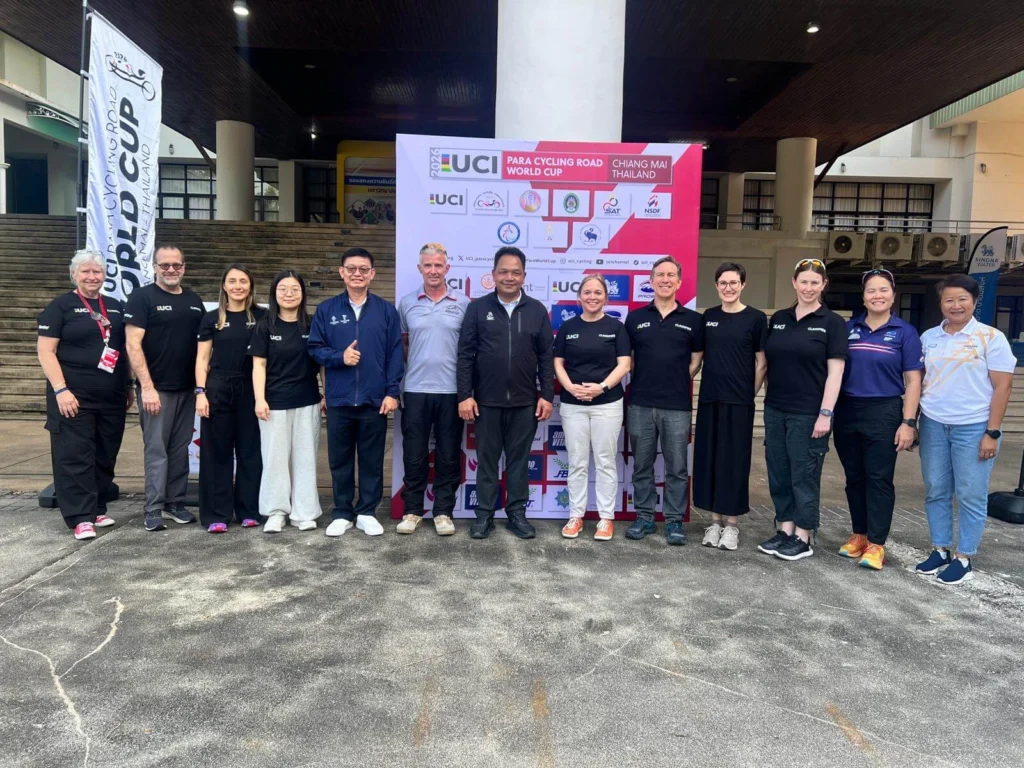 Para Cycling World Cup officials standing in a line